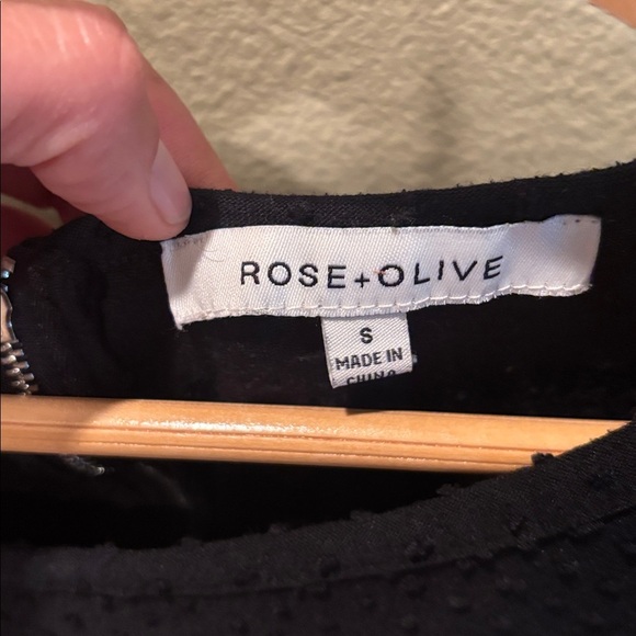 Rose & Olive Elegant Black Short Sleeve textured Top - Picture 4 of 7